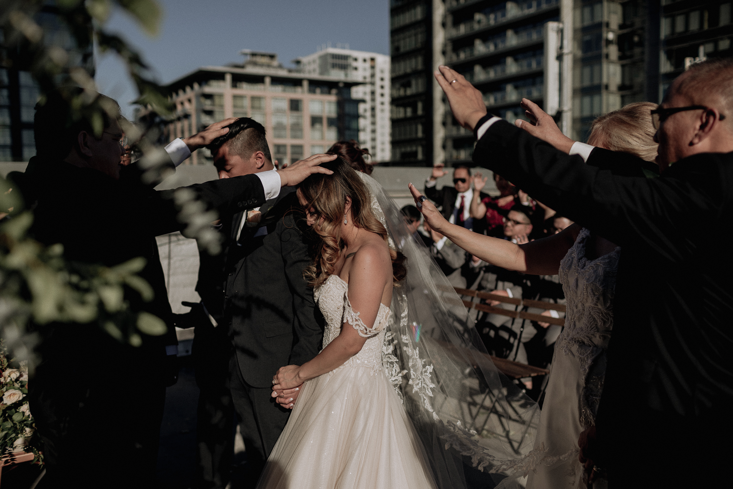 Gretchen Gause Photography | Los Angeles Hudson Loft Wedding #hudsonloft #laweddingphotographer #DTLA #weddingplanning #romanticwedding #rooftopwedding #weddingphotography #weddingdress #prayer